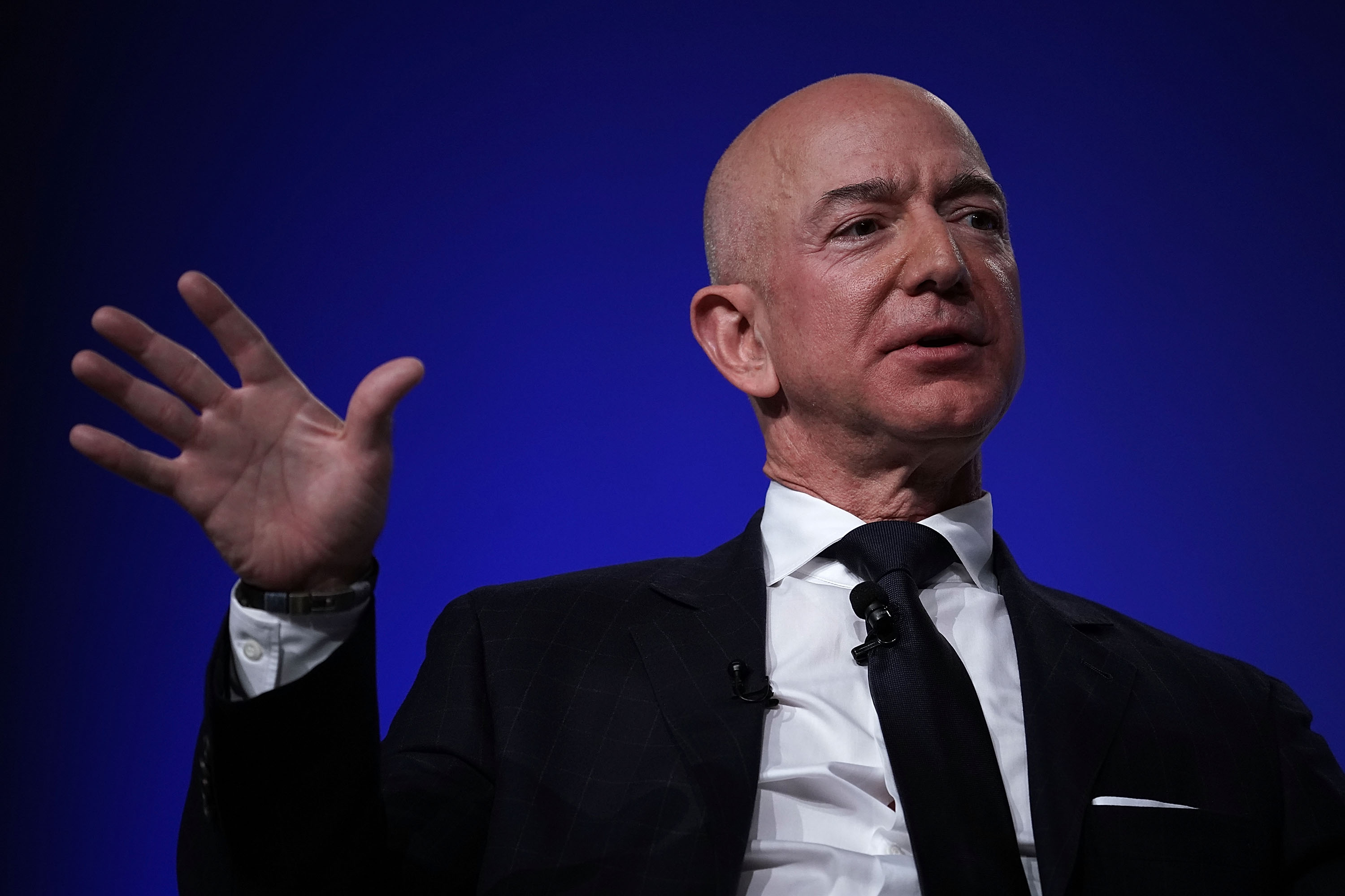 As Jeff Bezos Earns $191K Per Minute, Why is NY & VA Giving Amazon $3 ...