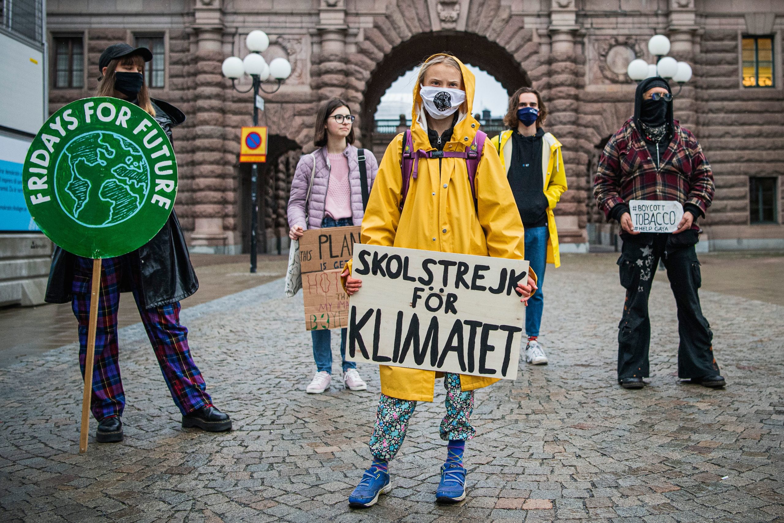 greta-thunberg-5-years-after-paris-agreement-world-is-speeding-in